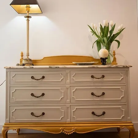 Luxury Singular Canelas